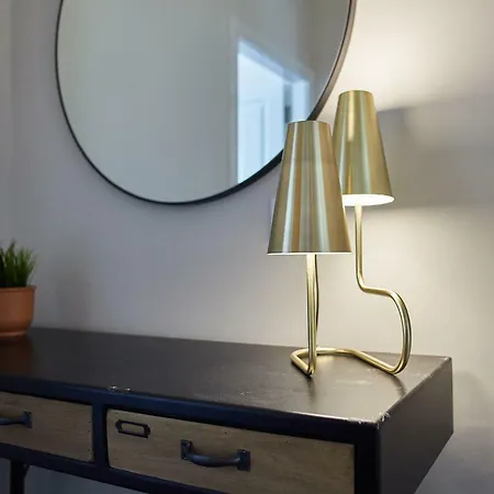 Host & - West Cliff View * Whitby