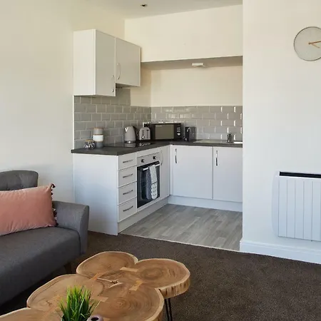 Host & - West Cliff View Whitby