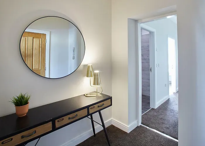 Host & - West Cliff View *